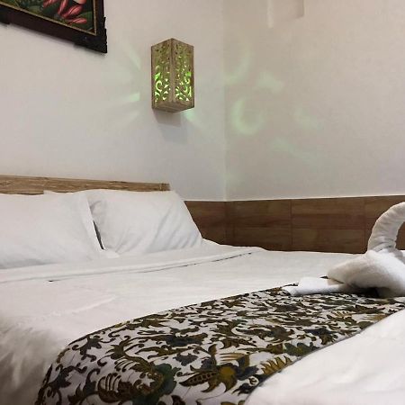 Mikuk Homestay Canggu Экстерьер фото